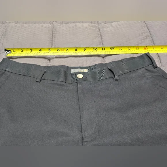 Peter Millar Salem Performance Golf Shorts  Men's Size 35 - Picture 6 of 11